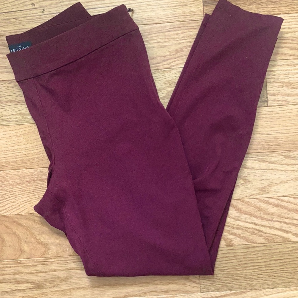 White House black market maroon pants